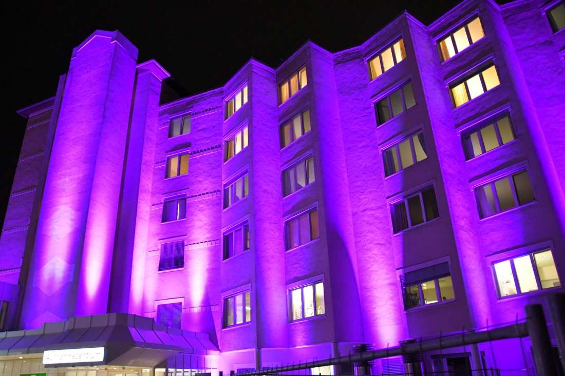 Krankenhaus Waldfriede Berlin in lila